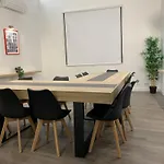 Alyss Saphir Cambronne Eiffel