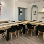 Alyss Saphir Cambronne Eiffel