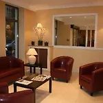 Hotel Alyss Saphir Cambronne Eiffel 3*