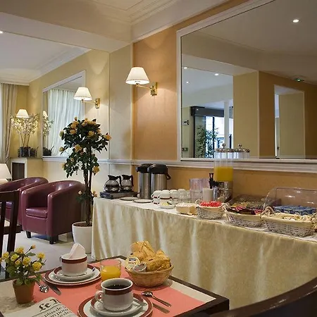 Alyss Saphir Cambronne Eiffel Hotel Parigi