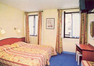 Alyss Saphir Cambronne Eiffel Hotel Parigi